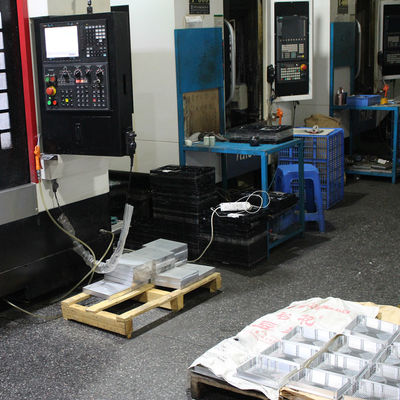 알루미늄 6061 T6 소재 부품을 분쇄하는고 정밀도 주문 제작된 CNC