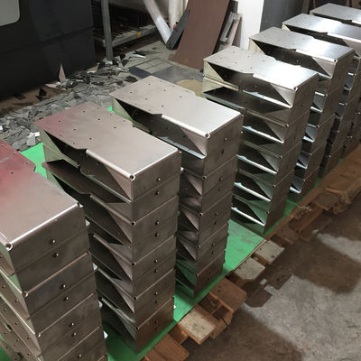 고 정밀도 판금 구조물 요소 0.1 밀리미터 허용한도 OEM